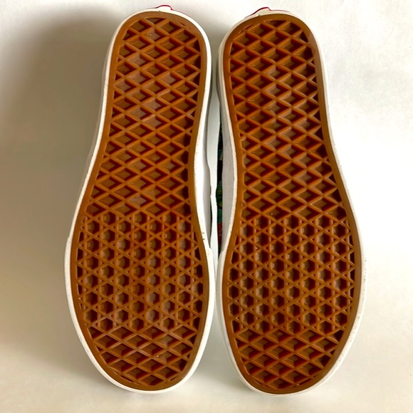 VANS•FLAMINGO•PIRATE SKULL•DINOSAUR•WOMENS 6 / MENS 4.5 - Picture 8 of 8